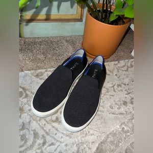 Rothy’s Black Sneaker Size 8